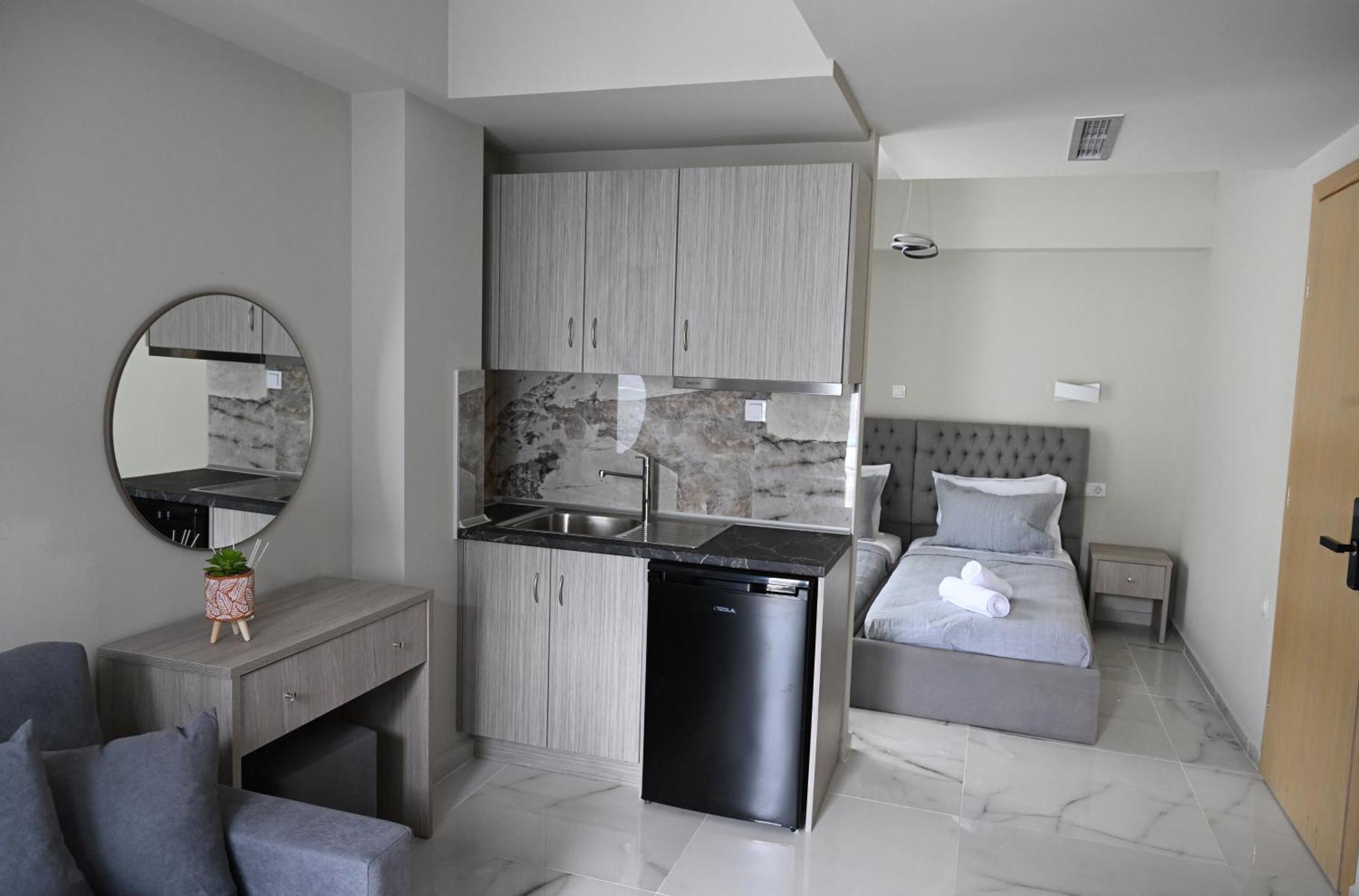 Aparthotel Alta Mare Néa Péramos Exterior foto